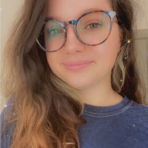 Meet your Posher, Alexa jade